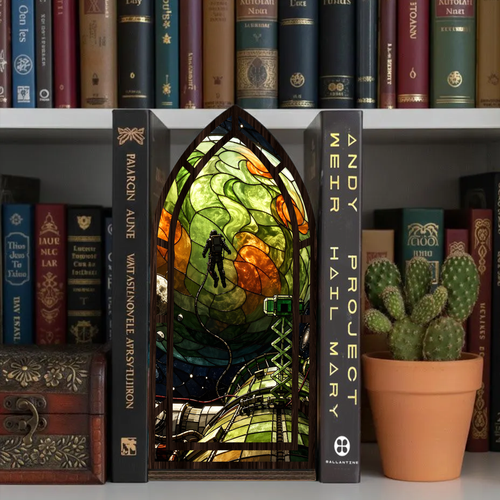 Project Hail Mary Sci Fi Stained Glass Book Nook PTS4554